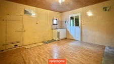 Maison de ville, 4 chambres, jardin et dépendance. Joli potentiel développable !