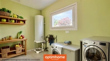 EN EXCLUSIVITÉ à SAULXURES-SUR-MOSELOTTE – Maison récente 117 m² environ au sol (90 m² Carrez) | 3 chambres | Vivable de plain-pied | Terrain plat de 846 m² | Garage | Centre-ville au calme
