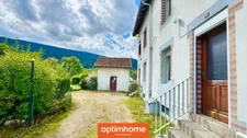 🏡 Maison mitoyenne de 125 m² – 4 chambres + greniers aménageables – Jardins + Garage – Saulxures-sur-Moselotte