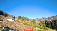 SOUS OFFRE - Domaine contenant 2 Fermes rénovées et meublées sur 8 hectares, utilisées en location saisonnière.