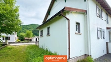 SOUS OFFRE - Maison mitoyenne meublée de 60m2 avec 2 chambres et un jardin, une petite maison qui a tout d’une grande.