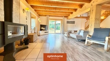 Ferme vosgienne en pierre de 209 m² – entièrement rénovée – 1,3 hectare – vue montagne – vendue meublée