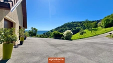 SOUS OFFRE - Maison plain-pied rénovée intégralement, au calme et au sommet des montagnes, terrain de 6 167m2, sans voisin proche