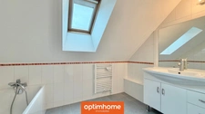 EN EXCLUSIVITÉ à SAULXURES-SUR-MOSELOTTE – Maison récente 117 m² environ au sol (90 m² Carrez) | 3 chambres | Vivable de plain-pied | Terrain plat de 846 m² | Garage | Centre-ville au calme