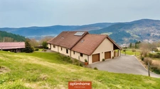 Maison plain-pied rénovée intégralement, au calme et au sommet des montagnes, terrain de 6 167m2, sans voisin proche
