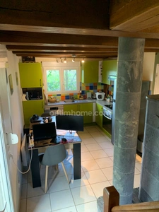 A VENDRE 2 MAISONS EN PIERRE