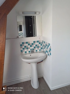 Appartement lumineux au dernier étage – Créé en 2007 avec des volumes optimisés