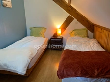 A VENDRE 2 MAISONS EN PIERRE  10 ET 4 PERS A ALEMBON