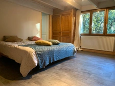 A VENDRE 2 MAISONS EN PIERRE