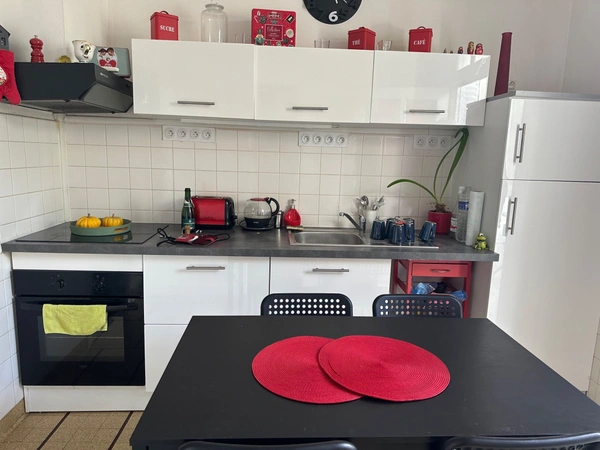 Charmante maison 3 pièces avec jardin plein sud – Proche hôpital & Jardin Botanique