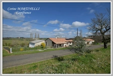 Ensemble de 2 maisons - Terrain 1.9 hectare