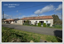 Ensemble de 2 maisons - Terrain 1.9 hectare