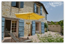 Maison de village avec jardin, piscine et garage — Cœur du Gers