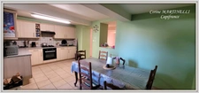 Maison de village en pierre, 178 m² sur 2 niveaux, jardin séparé