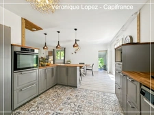 Pont du Casse, belle maison familiale de 159 m² offrant confort, luminosité et calme avec jardin et piscine