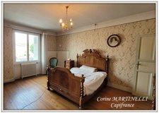 For sale in ASTAFFORT village center, house 228 m² - Land of 717.00 m² - Garage