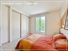 Pont du Casse, belle maison familiale de 159 m² offrant confort, luminosité et calme avec jardin et piscine