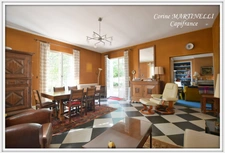 Astaffort : Maison 285 m², 6 chambres, sous-sol, parc arboré