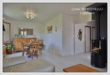 Ensemble de 2 maisons - Terrain 1.9 hectare