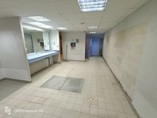 Dpt Maine et Loire (49), for sale ANGERS Commercial premises 