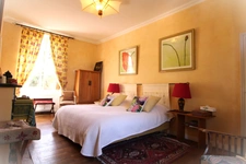 20-room property for sale near Angers (49)