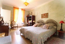 20-room property for sale near Angers (49)