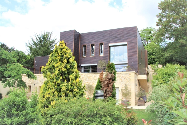 Dpt Yvelines (78), à vendre TRIEL SUR SEINE maison P10 de 443,52 m² - Terrain de 1567,00 m² 