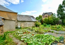 Maison de bourg à rafraîchir