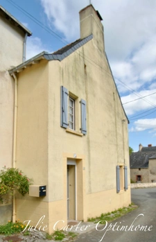 Maison de bourg à rafraîchir