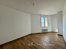 Maison familiale refaite à neuf  (53)