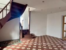 Maison familiale refaite à neuf  (53)
