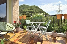 Grand TYPE 4 avec BALCON et CAVE -  DIGNE LES BAINS (04)