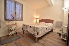 Appartement t2 + Local commerciale attenant,  DIGNE LES BAINS (04)
