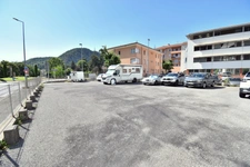 Digne-les-Bains, Appartement T2 avec cave, balcon, ascenseur et parking privatif