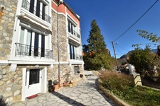 MAISON BOURGEOISE des année 1930  AVEC JARDIN/GARAGE proche CENTRE VILLE