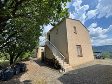 Maison 137 m² + T2 indépendant | 4 chambres | 3 SDB | Double garage | Terrain 1 497 m² | Vue exceptionnelle