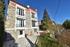 MAISON BOURGEOISE des année 1930  AVEC JARDIN/GARAGE proche CENTRE VILLE