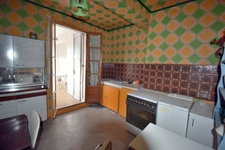 Centre-ville de  Digne les Bains, Appartement à rénover , possibilité de deux logements 