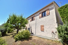 Aiglun, Maison individuelle 6 pièces, 5 chambres avec jardin, terrasse et garage de 30 m²