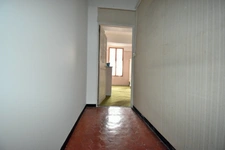Centre-ville de  Digne les Bains, Appartement à rénover , possibilité de deux logements 