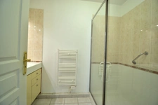 Appartement TYPE 3 avec terrasse et garage à DIGNE LES BAINS (04)
