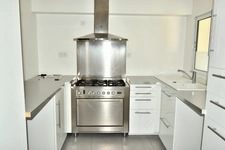Maison contemporaine 4 pièces avec terrasse, garage et cave à 15 min de Digne-les-Bains