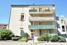 Digne-les-Bains, Appartement T2 avec cave, balcon, ascenseur et parking privatif