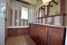 Aiglun, Maison individuelle 6 pièces, 5 chambres avec jardin, terrasse et garage de 30 m²