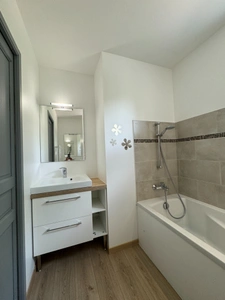 A VENDRE, Maison, TYPE 4, GRANDE TERRASSE, CAVE, GARAGE, La Robine sur Galabre !