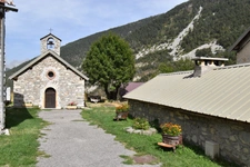 Maison de 4 pièces avec dépendances sur une parcelle de 650 m2 à 1320 mètres d'altitue, PRADS HAUTE BLEONE (04)