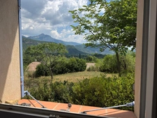 Maison 137 m² + T2 indépendant | 4 chambres | 3 SDB | Double garage | Terrain 1 497 m² | Vue exceptionnelle