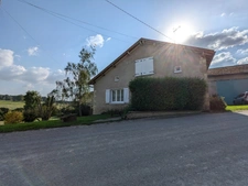 Baisse de prix Maison à Evres de 130m2 avec un Gite 150m2 séparé et des  espaces granges, asinerie . Exclusivité.  