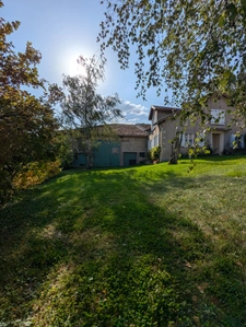 Baisse de prix Maison à Evres de 130m2 avec un Gite 150m2 séparé et des  espaces granges, asinerie . Exclusivité.  