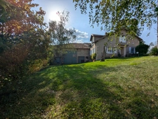 Baisse de prix Maison à Evres de 130m2 avec un Gite 150m2 séparé et des  espaces granges, asinerie . Exclusivité.  